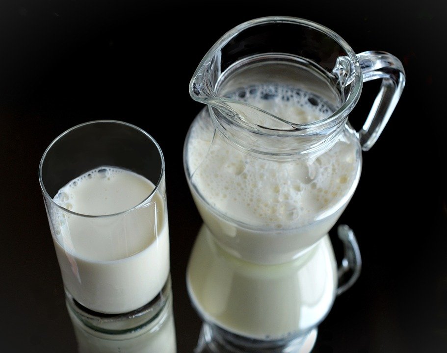 Антибиотики и растительный жир: кто из производителей молока обманывает россиян - фото 3