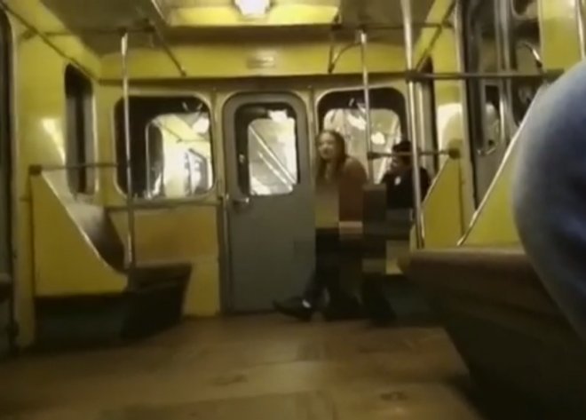 Судебное заседание по делу о сексе в нижегородском метро отложили - фото 1