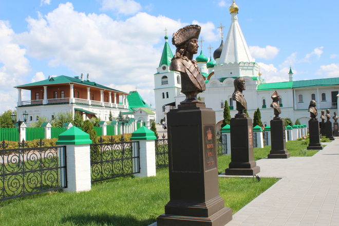 Аллея Романовых открылась в Нижнем Новгороде (ФОТО) - фото 27