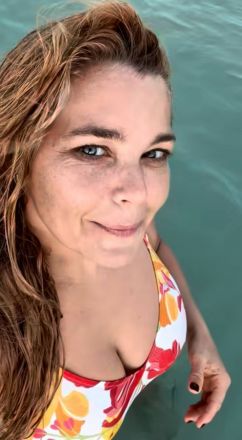 Нижегородская актриса Ирина Пегова опубликовала фото в купальнике без фильтров - фото 4