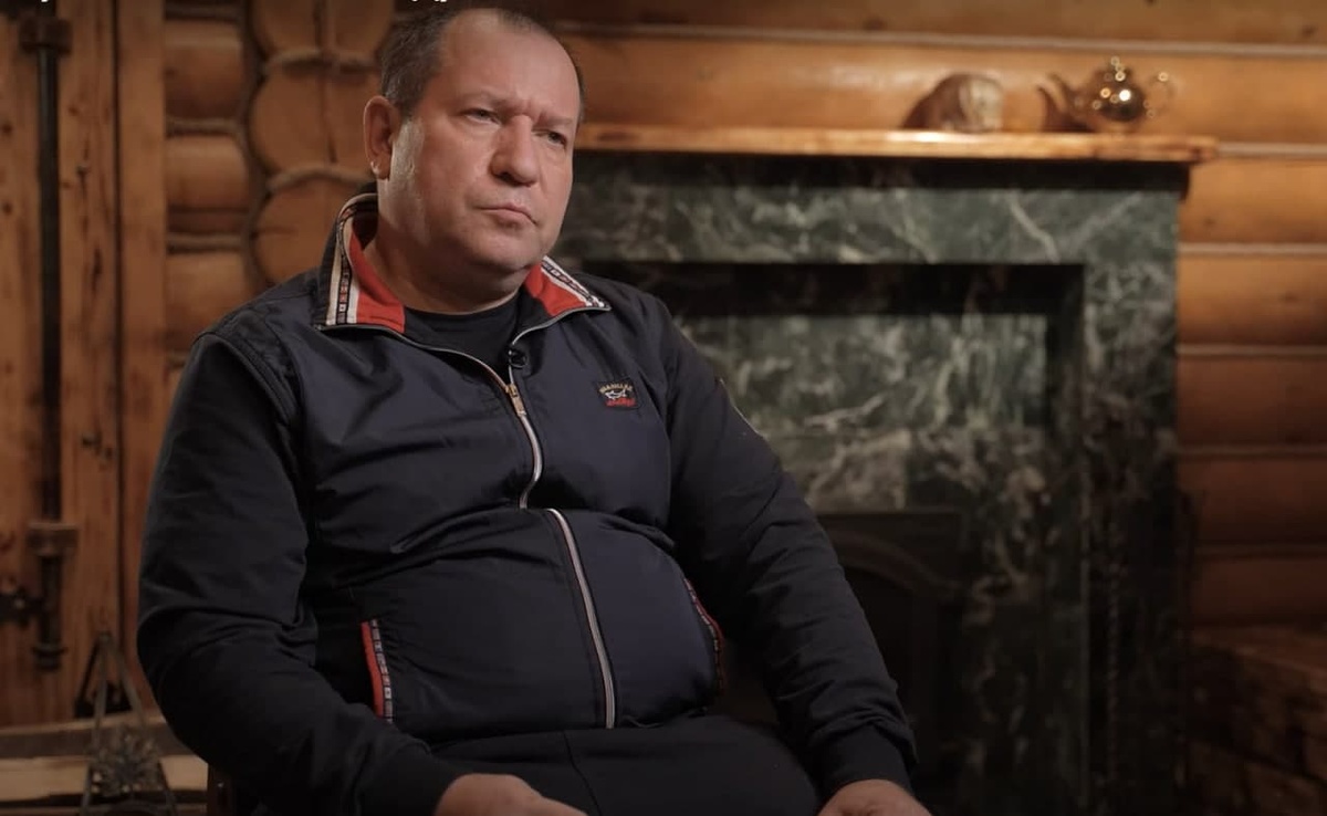 Нижегородский правозащитник Игорь Каляпин рассказал Юрию Дудю о пытках в России