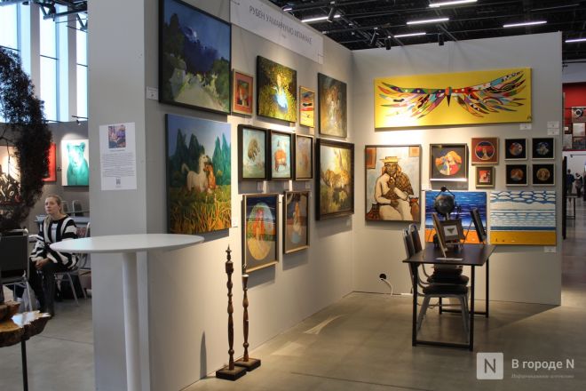 Фоторепортаж: выставка &laquo;АРТ МИР &mdash; 2026&raquo; открылась в Нижнем Новгороде - фото 170