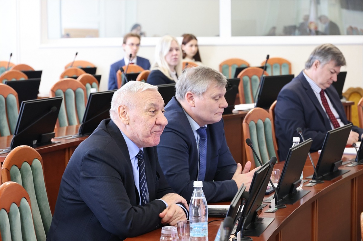 Евгений Люлин высказался за ремонт лифтов &laquo;под ключ&raquo; - фото 1