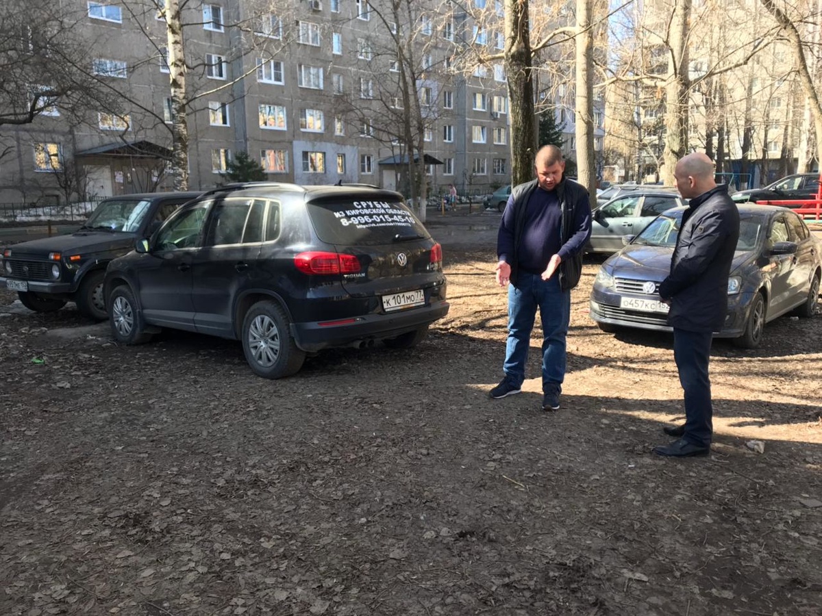 Больше ста протоколов за парковку на газонах составили на нижегородских водителей - фото 1
