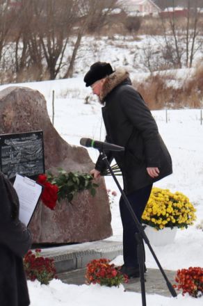 Сквер памяти погибших участников СВО открыли в Лукоянове  - фото 3