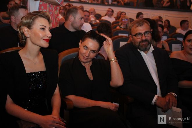 Знаменитости здесь: фоторепортаж с открытия &laquo;Горький fest&raquo; в Нижнем Новгороде - фото 125