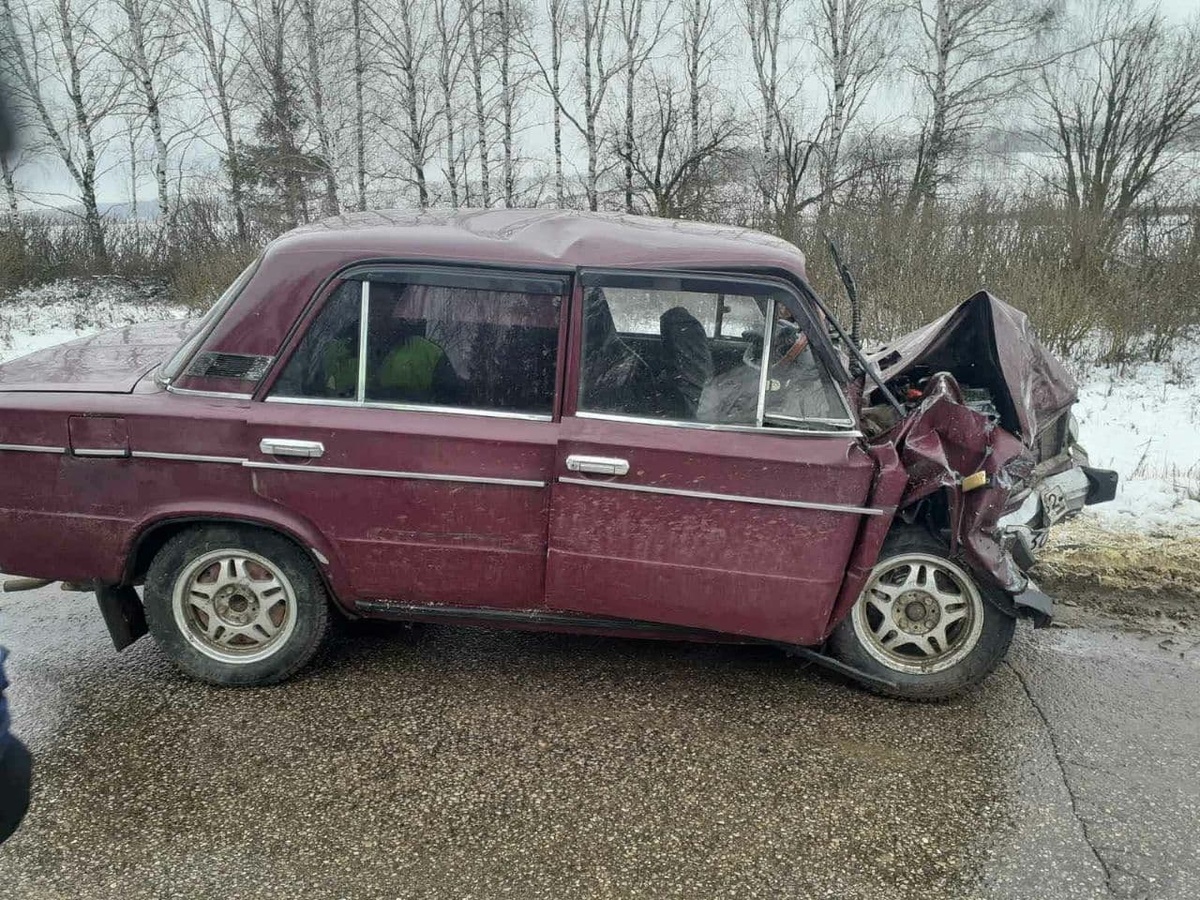 Пять человек пострадали в аварии на трассе Дивеево-Сатис - фото 1