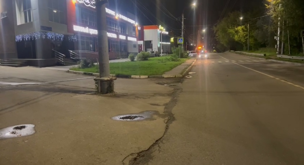 Четверо подростков пострадали в ДТП с опрокидыванием в Нижнем Новгороде - фото 1