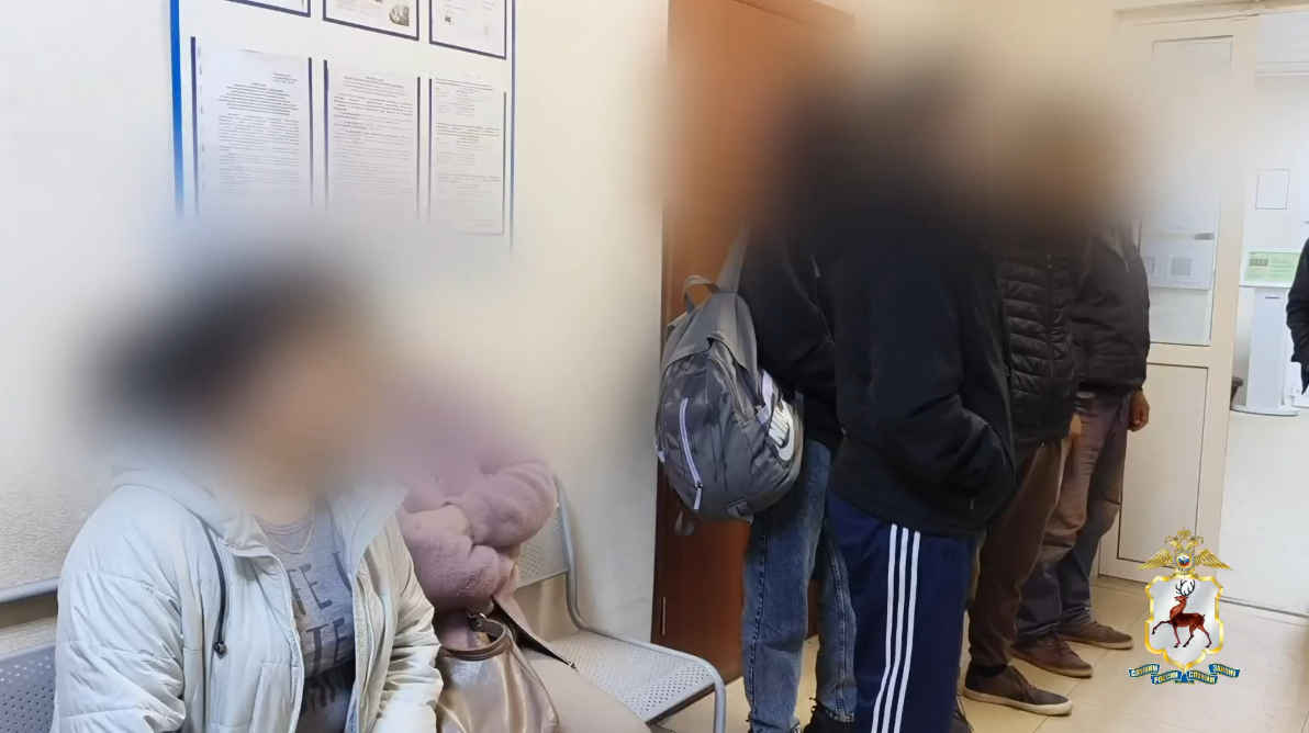 Очередной полицейский рейд прошел в Нижнем Новгороде: задержаны мигранты - фото 1