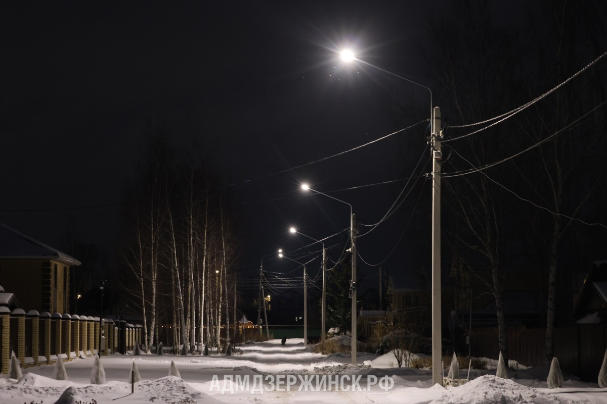 Уличное освещение обновилось в поселках Дзержинска - фото 1