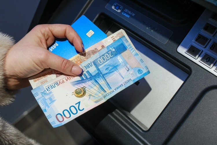 Российские банки повысили ставки по рублевым вкладам - фото 1