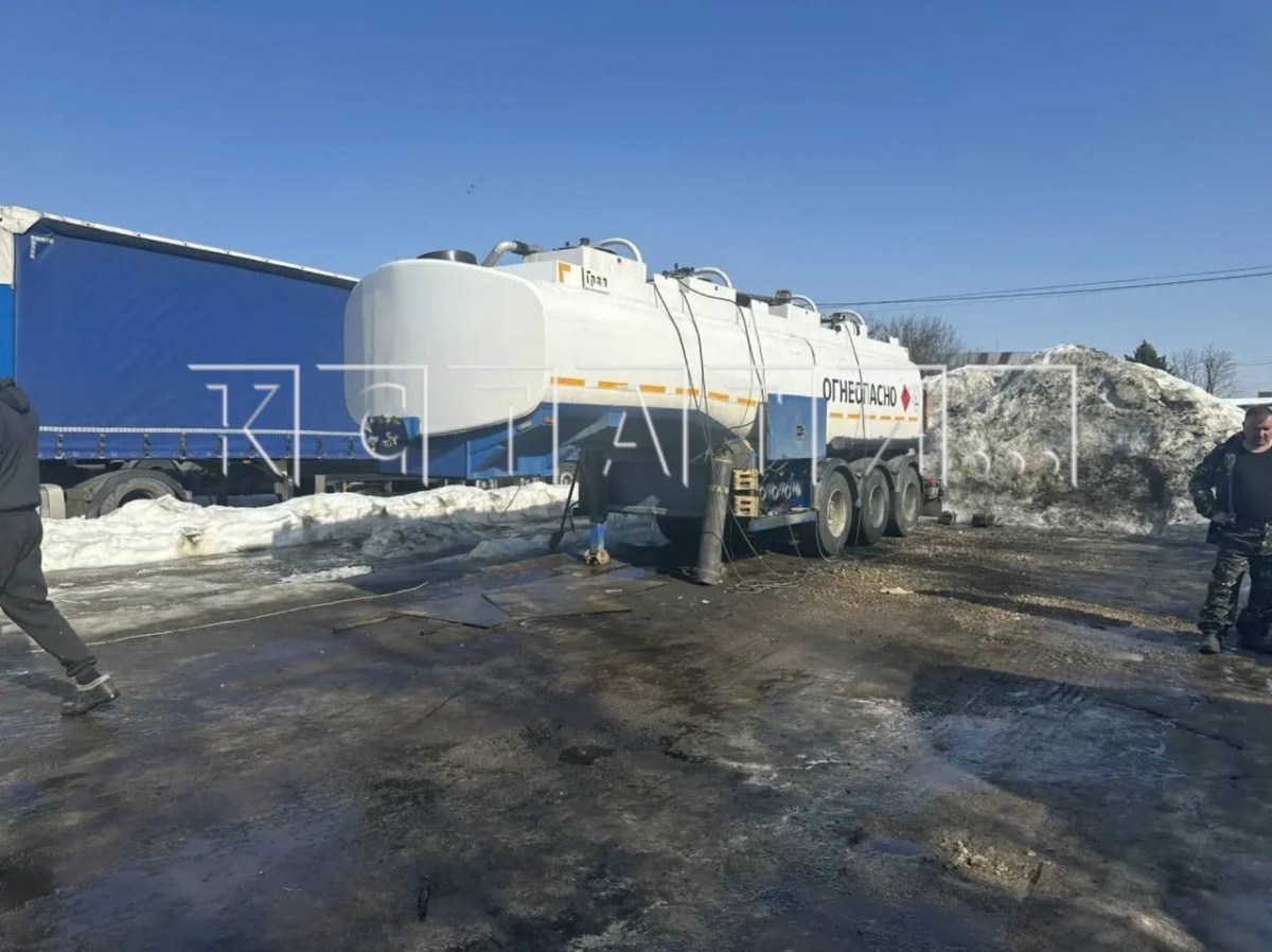 Автоцистерна взорвалась в Нижнем Новгороде: погиб мужчина - фото 1