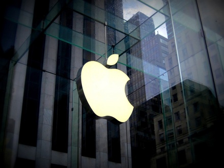 Apple резко подняла цены на свои гаджеты в России