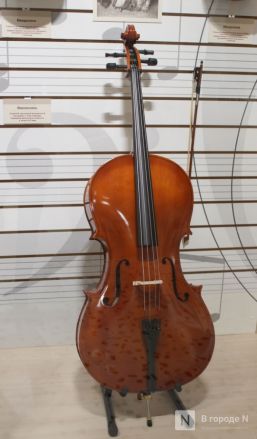 Гитара Высоцкого и барабан &laquo;Любэ&raquo;: музей музыки открылся в Нижнем Новгороде - фото 17