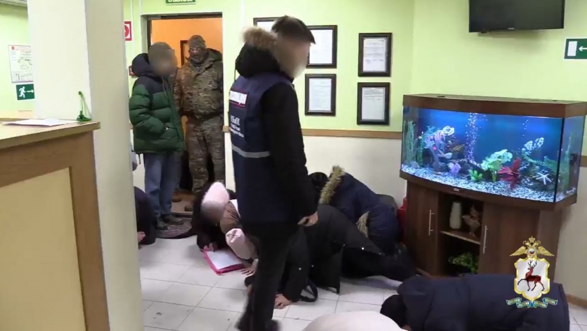 ФСБ накрыла в Нижнем Новгороде преступную группировку, связанную с мигрантами - фото 1