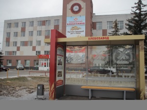 Восемь «умных» остановок с хохломскими узорами появились в Семенове