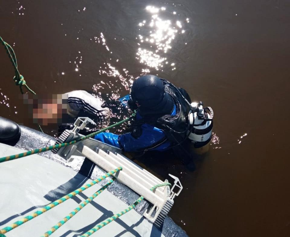 Мужчина погиб в Воротынском районе, прыгая с парома на судно - фото 1