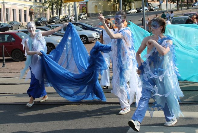 Нижегородский фестиваль &laquo;Секреты мастеров&raquo; начался с карнавального шествия (ФОТО)  - фото 3