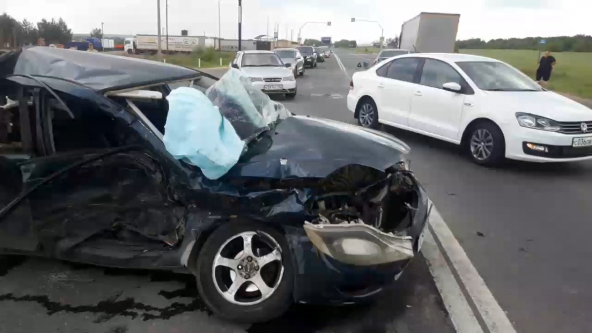 Водитель иномарки получил травмы в столкновении четырех автомобилей в Арзамасском районе - фото 1