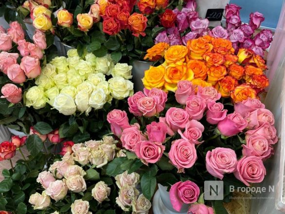 Мужчины, готовьтесь. Рассказываем, сколько стоят цветы к 8 марта в Нижнем Новгороде - фото 12